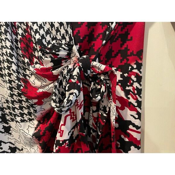 Max & Rina Houndstooth Suplice Wrap Long Sleeve Blouse Black White Red Small‎ - Picture 2 of 8